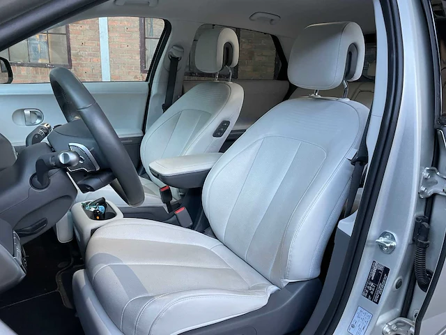 Hyundai ioniq 5 73 kwh lounge 218pk 2021 (origineel-nl + 1e eigenaar), n-994-kk - afbeelding 50 van  62
