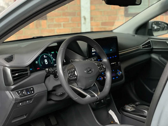 Hyundai ioniq comfort ev 38 kwh 136pk 2020 (origineel-nl) h-997-lf - afbeelding 8 van  42