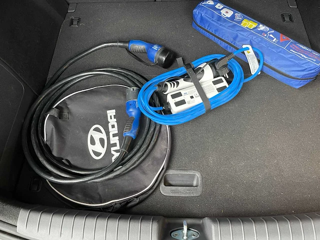 Hyundai ioniq comfort ev 38 kwh 136pk 2020 (origineel-nl) h-997-lf - afbeelding 27 van  42