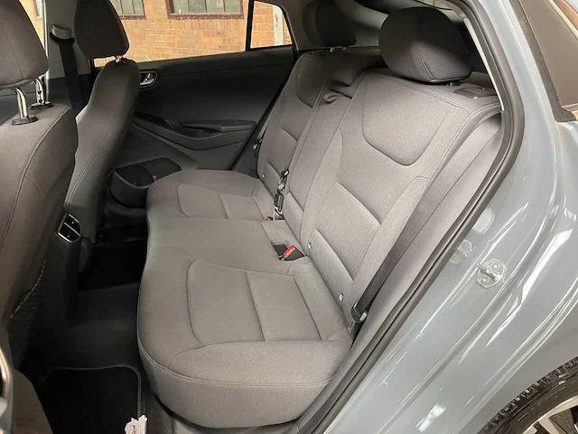Hyundai ioniq comfort ev 38 kwh 136pk 2020 (origineel-nl) h-997-lf - afbeelding 32 van  42
