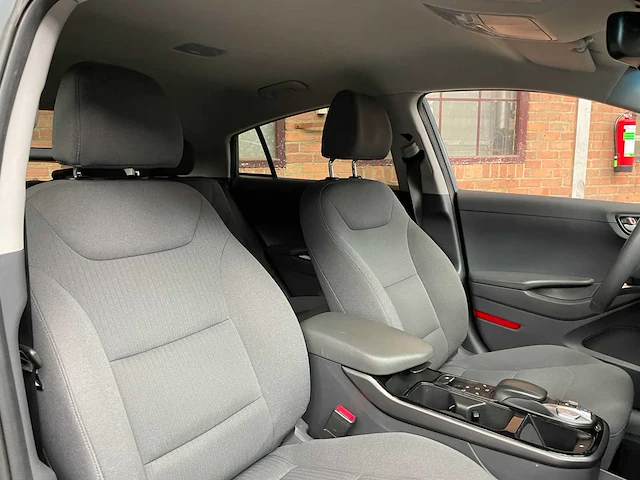 Hyundai ioniq comfort ev 38 kwh 136pk 2020 (origineel-nl) h-997-lf - afbeelding 36 van  42