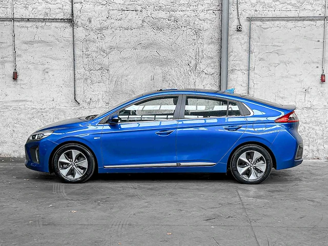 Hyundai ioniq premium ev 120pk 2018, rl-739-s - afbeelding 9 van  46