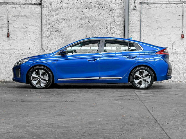 Hyundai ioniq premium ev 120pk 2018, rl-739-s - afbeelding 10 van  46
