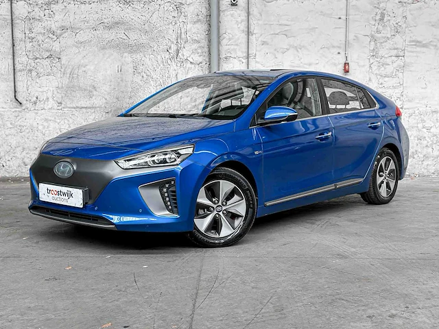 Hyundai ioniq premium ev 120pk 2018, rl-739-s - afbeelding 1 van  46