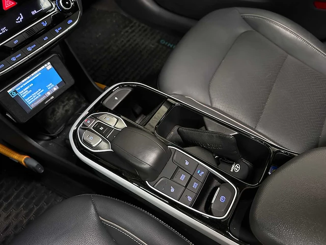 Hyundai ioniq premium ev 120pk 2018, rl-739-s - afbeelding 21 van  46