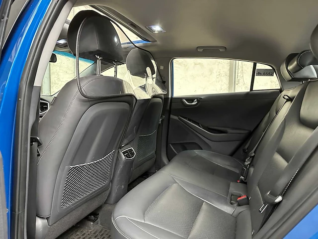 Hyundai ioniq premium ev 120pk 2018, rl-739-s - afbeelding 32 van  46
