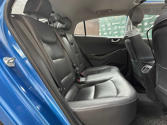 Hyundai ioniq premium ev 120pk 2018, rl-739-s - afbeelding 37 van  46