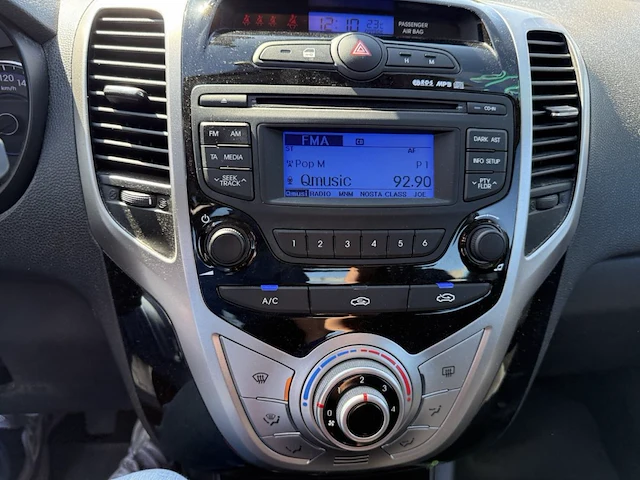 Hyundai ix20 1.4i comfort 90, 2013 - afbeelding 2 van  30