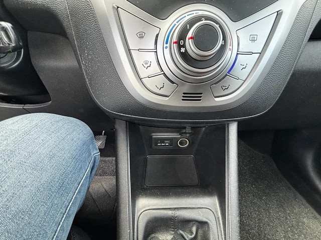 Hyundai ix20 1.4i comfort,2011 - afbeelding 5 van  31