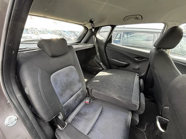 Hyundai ix20,2012 - afbeelding 11 van  29