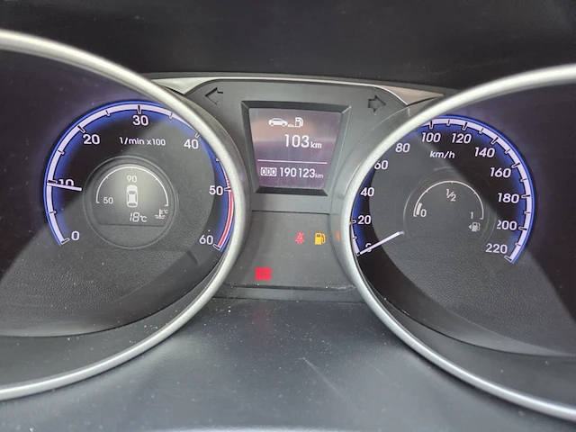 Hyundai ix35 1.7 crdi 2wd lounge, 2013 - afbeelding 22 van  31