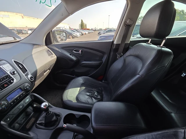Hyundai ix35 1.7 crdi 2wd lounge, 2013 - afbeelding 28 van  31