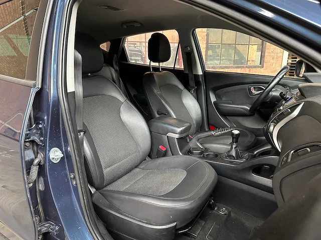 Hyundai ix35 2.0i style 163pk 2010, 91-nzb-5 - afbeelding 31 van  41