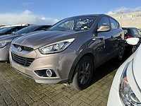 Hyundai ix35 pure plus crdi 115 2wd,2014 - afbeelding 1 van  30