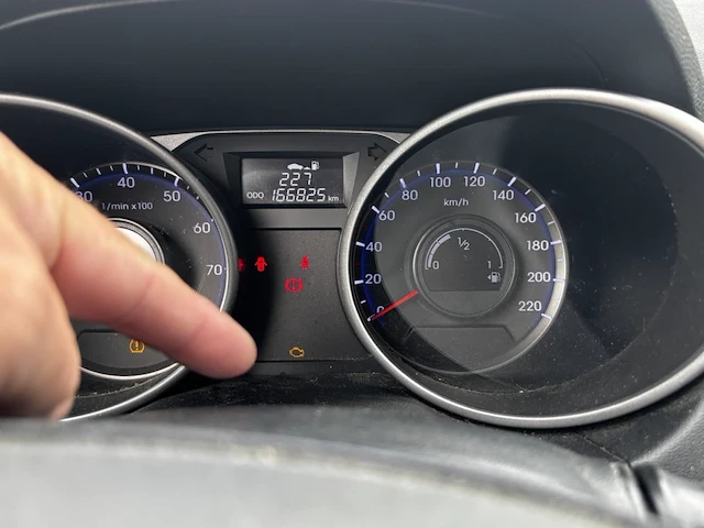 Hyundai ix35 pure plus,2015 - afbeelding 2 van  25