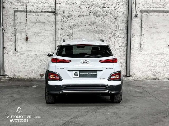 Hyundai kona ev premium 64 kwh 204pk 2019 (origineel-nl + 1e eigenaar), zf-719-j - afbeelding 11 van  51