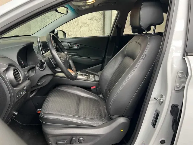 Hyundai kona ev premium 64 kwh 204pk 2019 (origineel-nl + 1e eigenaar), zf-719-j - afbeelding 25 van  51