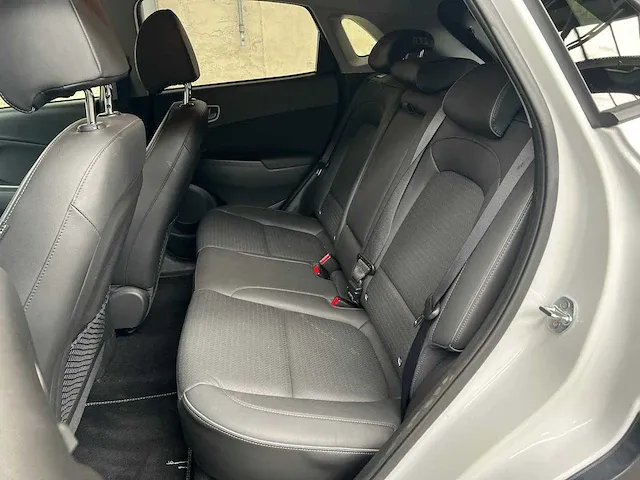 Hyundai kona ev premium 64 kwh 204pk 2019 (origineel-nl + 1e eigenaar), zf-719-j - afbeelding 27 van  51
