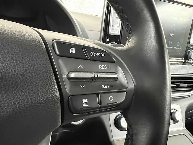 Hyundai kona ev premium 64 kwh 204pk 2019 (origineel-nl + 1e eigenaar), zf-719-j - afbeelding 31 van  51