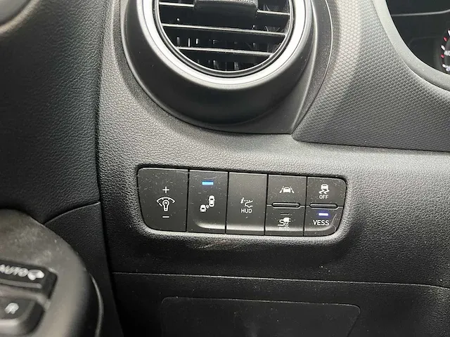 Hyundai kona ev premium 64 kwh 204pk 2019 (origineel-nl + 1e eigenaar), zf-719-j - afbeelding 36 van  51