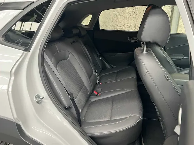 Hyundai kona ev premium 64 kwh 204pk 2019 (origineel-nl + 1e eigenaar), zf-719-j - afbeelding 41 van  51