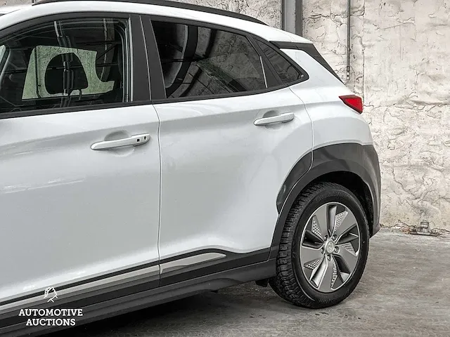 Hyundai kona ev premium 64 kwh 204pk 2019 (origineel-nl + 1e eigenaar), zf-719-j - afbeelding 34 van  51