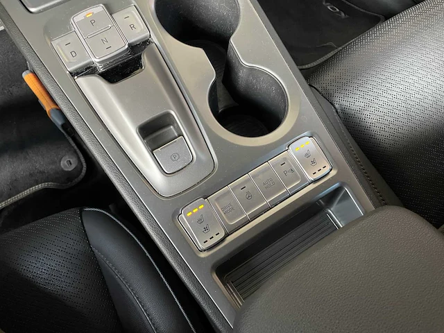 Hyundai kona ev premium 64 kwh 204pk 2019 (origineel-nl), zf-334-v - afbeelding 37 van  70