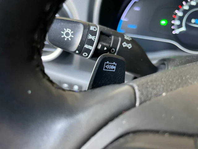 Hyundai kona ev premium 64 kwh 204pk 2019 (origineel-nl), zf-334-v - afbeelding 46 van  70