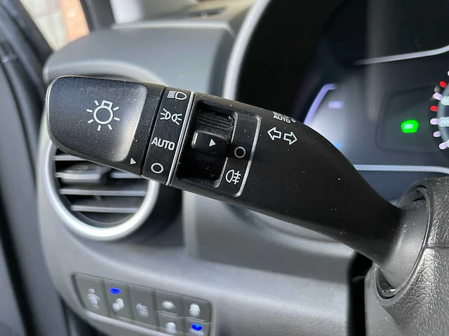 Hyundai kona ev premium 64 kwh 204pk 2019 (origineel-nl), zf-334-v - afbeelding 47 van  70