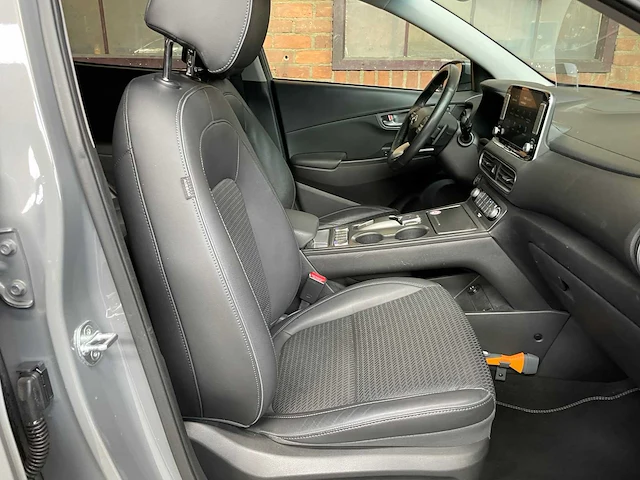 Hyundai kona ev premium 64 kwh 204pk 2019 (origineel-nl), zf-334-v - afbeelding 63 van  70