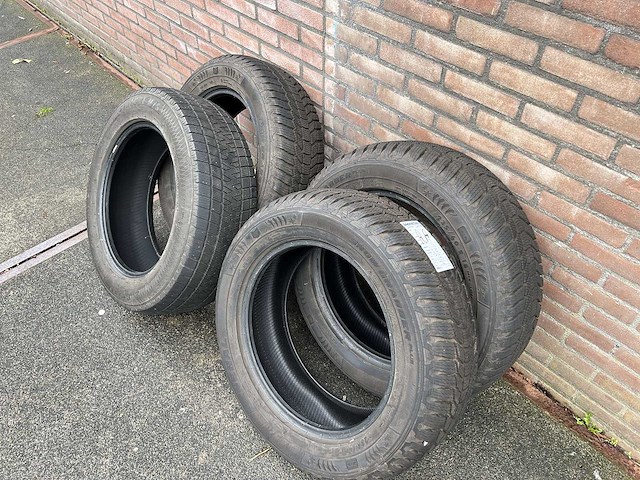 Hyundai santa fe 2.4i 4wd style 7p 2012 | 93-snz-4 - afbeelding 26 van  33