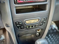 Hyundai santa fe 2.7i v6 4wd style automaat, 73-nt-tf - afbeelding 13 van  15