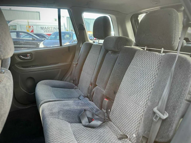 Hyundai santa fe 2.7i v6 4wd style automaat, 73-nt-tf - afbeelding 2 van  15