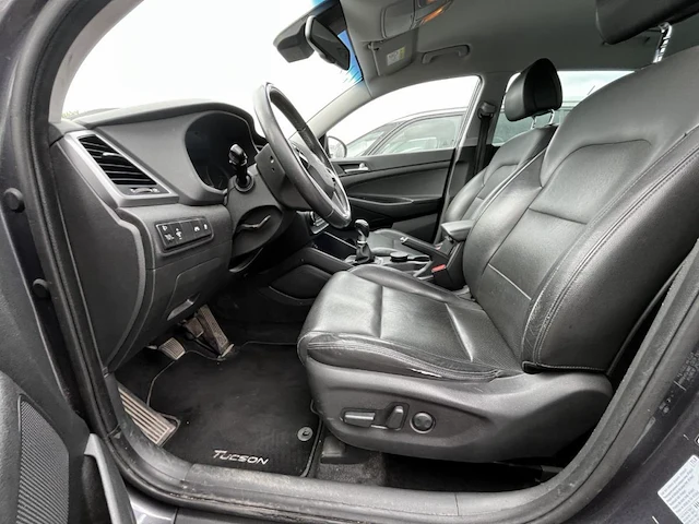 Hyundai tucson 1.7 crdi 2wd launch edition isg 115, 2015 - afbeelding 7 van  24
