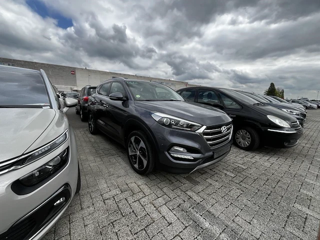 Hyundai tucson 1.7 crdi 2wd launch edition isg 115, 2015 - afbeelding 18 van  24