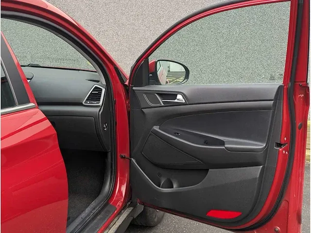 Hyundai tucson 1.7 crdi comfort | nv-149-p - afbeelding 24 van  40