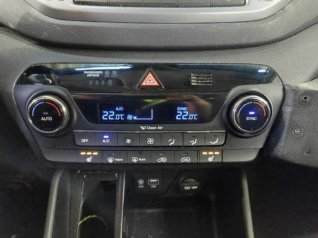Hyundai tucson 2.0 crdi i-mot. 4wd , kg-926-l - afbeelding 4 van  17