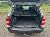 Hyundai tucson 2.0i style, 64-zl-pn - afbeelding 2 van  17