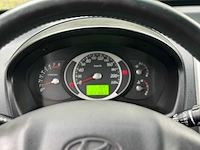 Hyundai tucson 2.0i style, 64-zl-pn - afbeelding 8 van  17