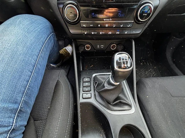 Hyundai tucson comfort plus crdi 115 2wd isg, 2017 - afbeelding 13 van  28