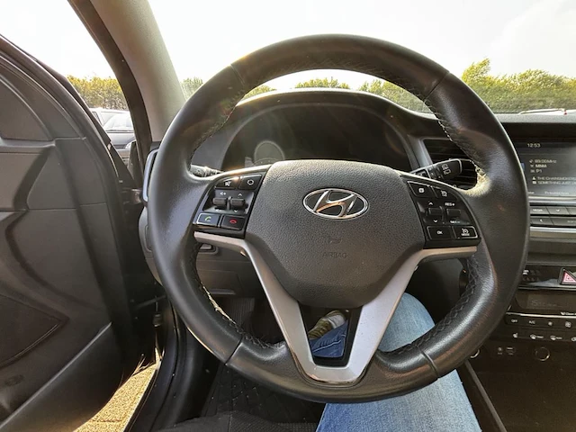 Hyundai tucson comfort plus crdi 115 2wd isg, 2017 - afbeelding 15 van  28