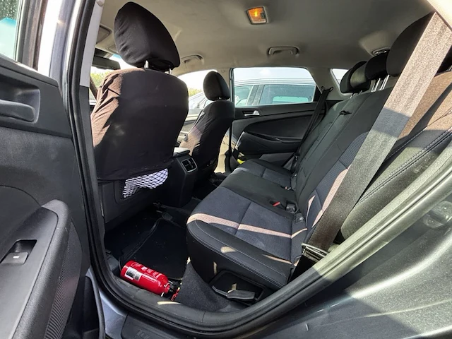 Hyundai tucson comfort plus crdi 115 2wd isg, 2017 - afbeelding 17 van  28