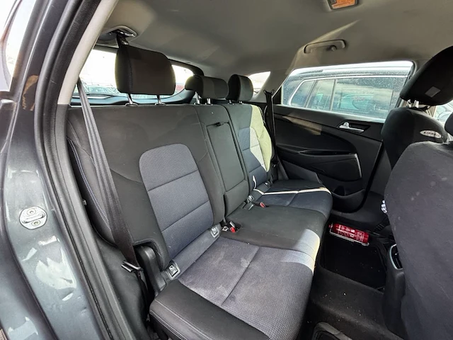 Hyundai tucson comfort plus crdi 115 2wd isg, 2017 - afbeelding 20 van  28
