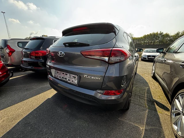 Hyundai tucson comfort plus crdi 115 2wd isg, 2017 - afbeelding 4 van  28