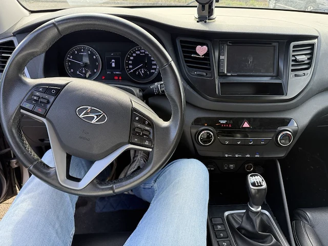 Hyundai tucson pure plus gdi 132 2wd isg,2017 - afbeelding 2 van  28