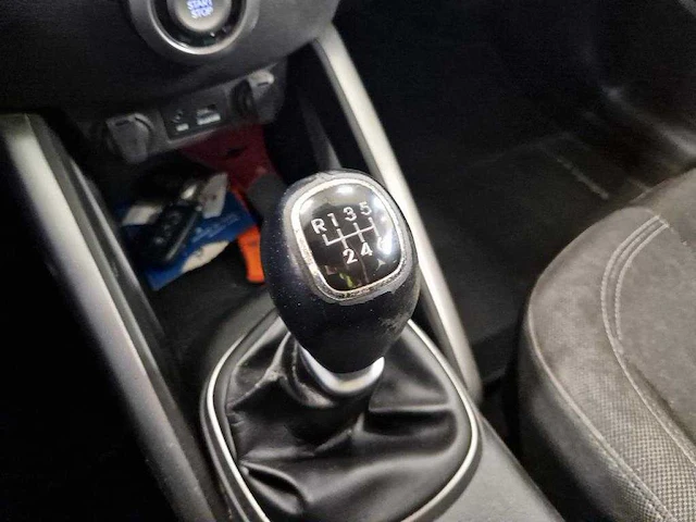 Hyundai veloster 1.6 gdi i-motion gz-184-p , gz-184-p - afbeelding 5 van  21
