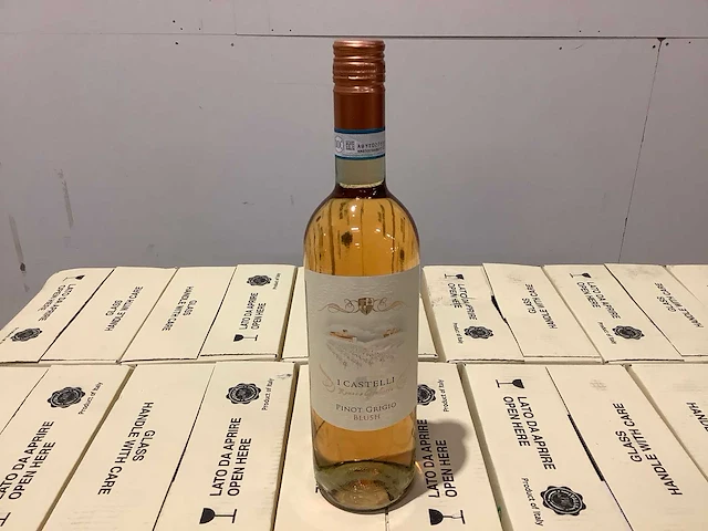 I castelli romeo e giulietta pinot grigio blush wijn (414x) - afbeelding 2 van  7