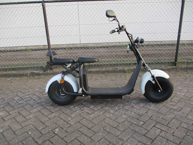 I-coco - snorscooter e chopper duo sit met dikke banden - lt-018 - e-scooter - afbeelding 9 van  12