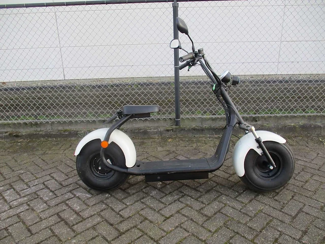 I-goo - e chopper snorscooter met dikke banden - lt019 - e-scooter - afbeelding 10 van  13