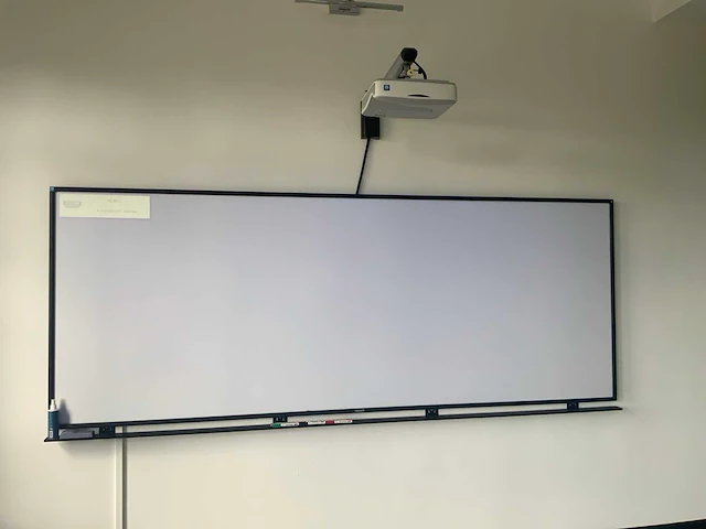 I3board interactief whiteboard met dlp gsz28h-uw beamer - afbeelding 1 van  11